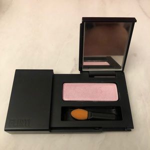 Flirt Dreamy Eyeshadow in Birthday Cake